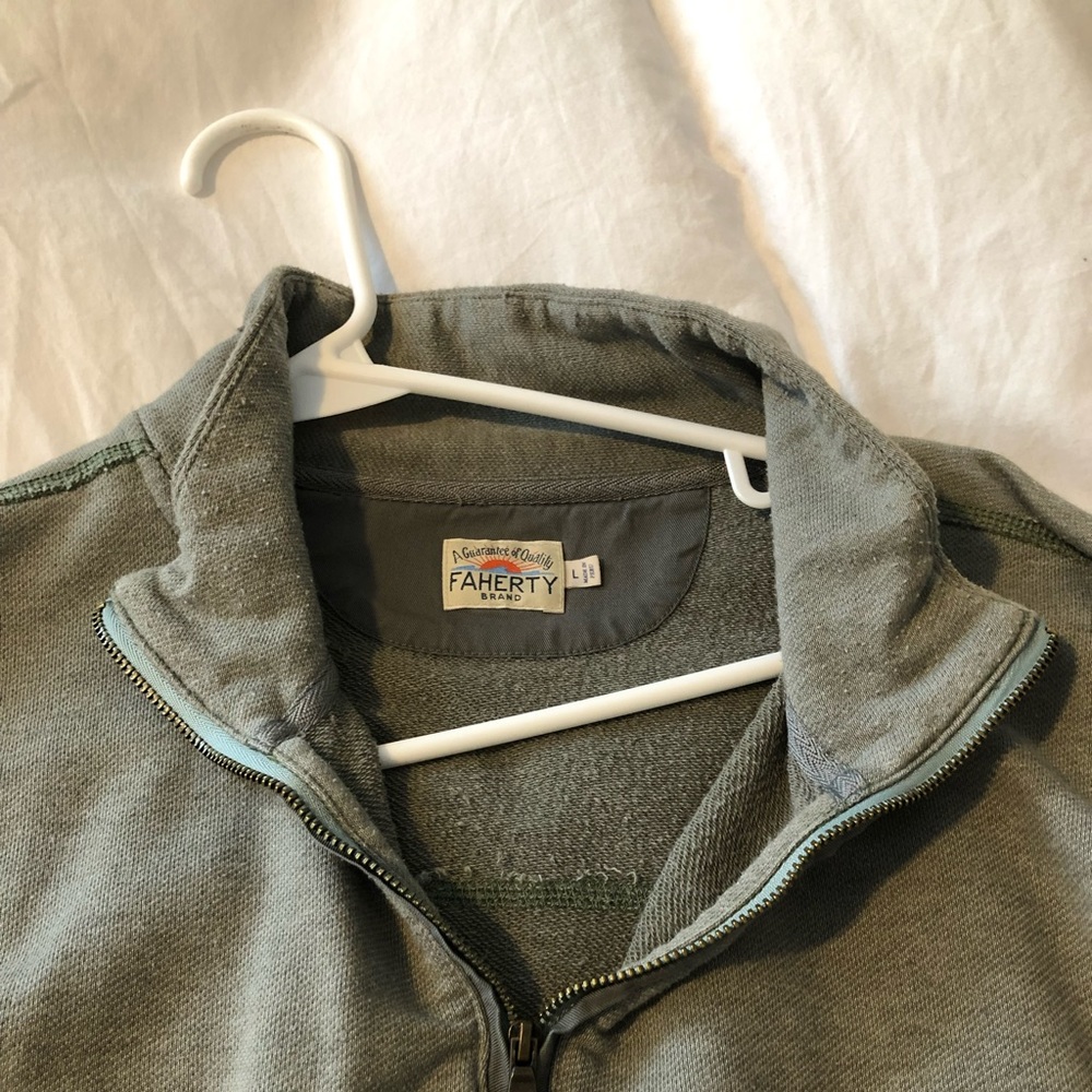 Faherty men’s large quarter-zip green